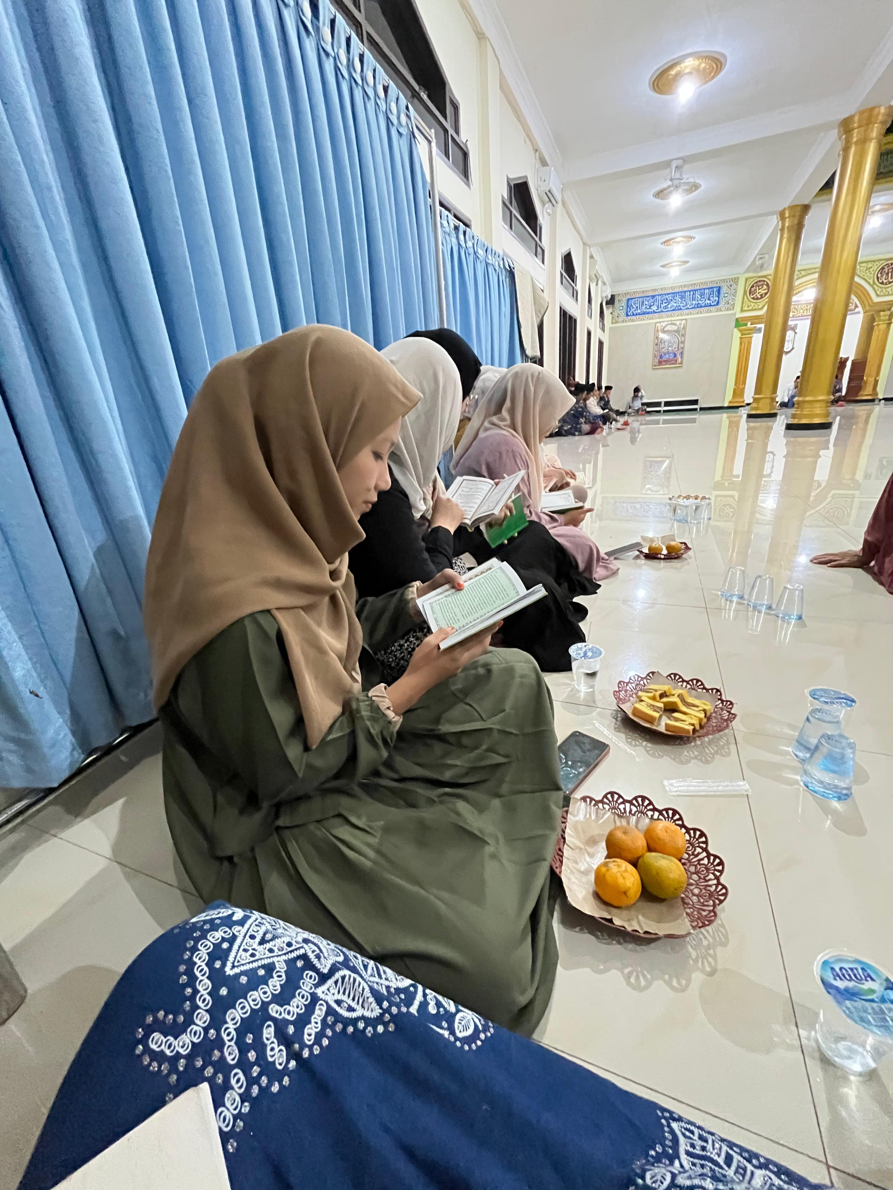 Tadarus Bersama Masjid Al-Hidayah